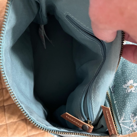 Fat face Floral Teal Backpack - Picture 4 of 9